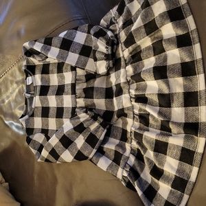 Excellent condition, Old Navy 3T buffalo plaid dress, black and white